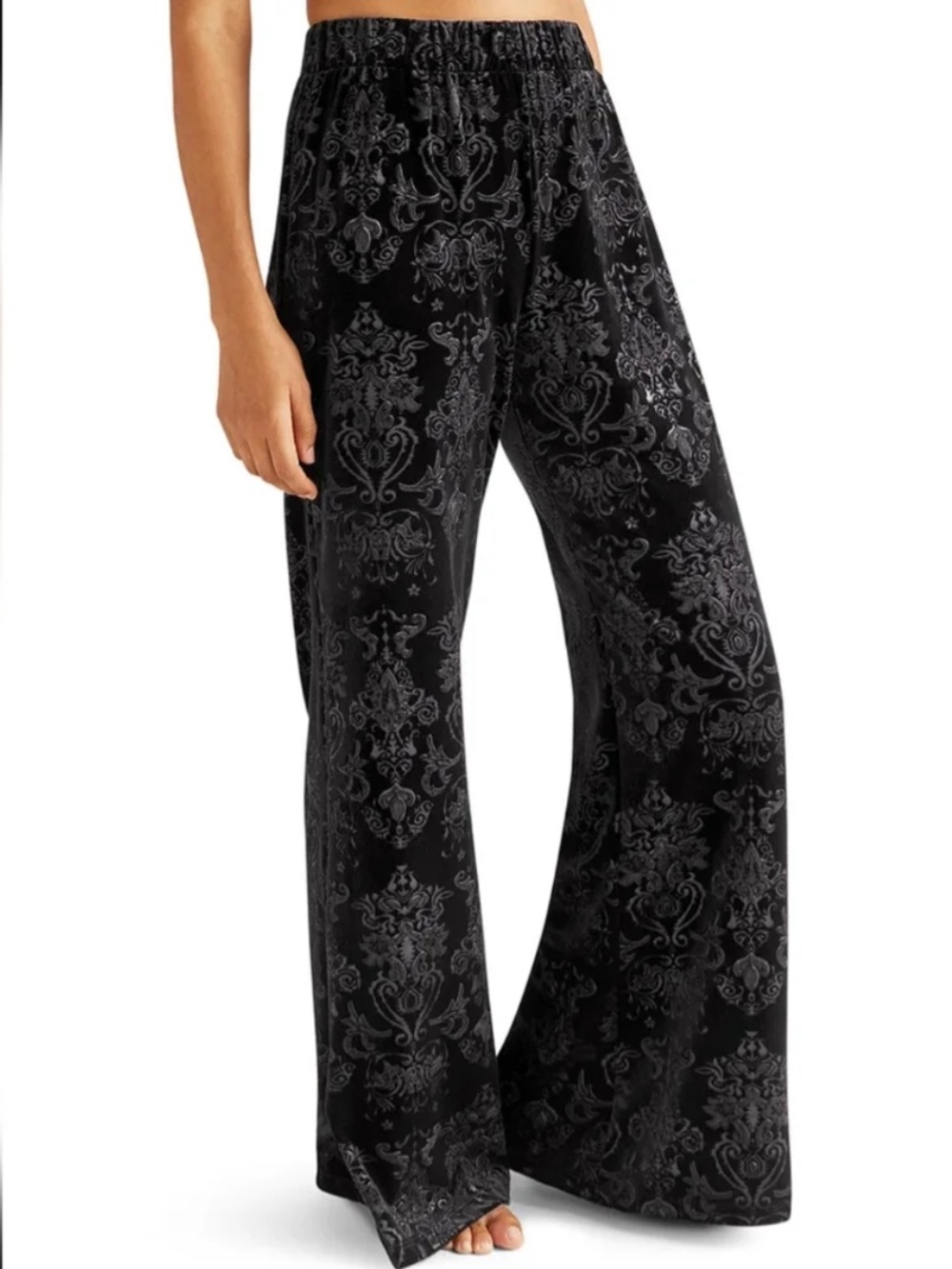 Beyond Yoga Best Dress Pant in Black Textured Velvet Wide Leg size Medium